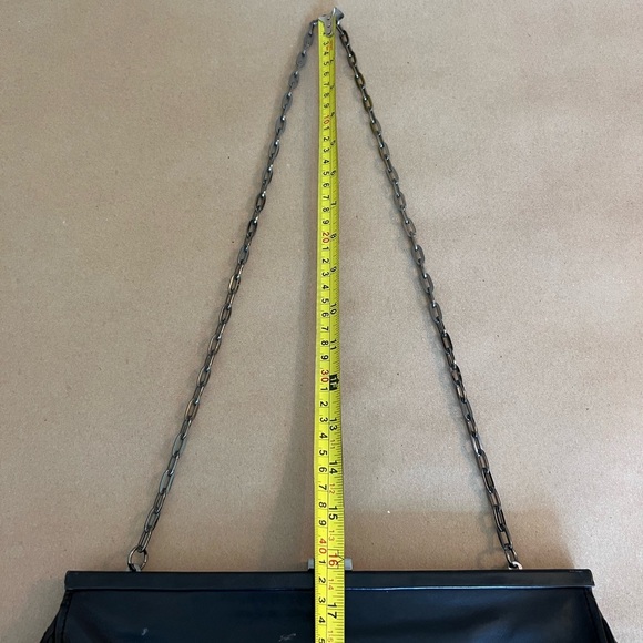 Kenneth Cole Black Genuine Leather Clasp Lock Evening Clutch With Chain … - Picture 8 of 9